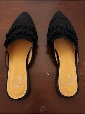 Black Ruffle Pointed-Toe Slip-On Mules